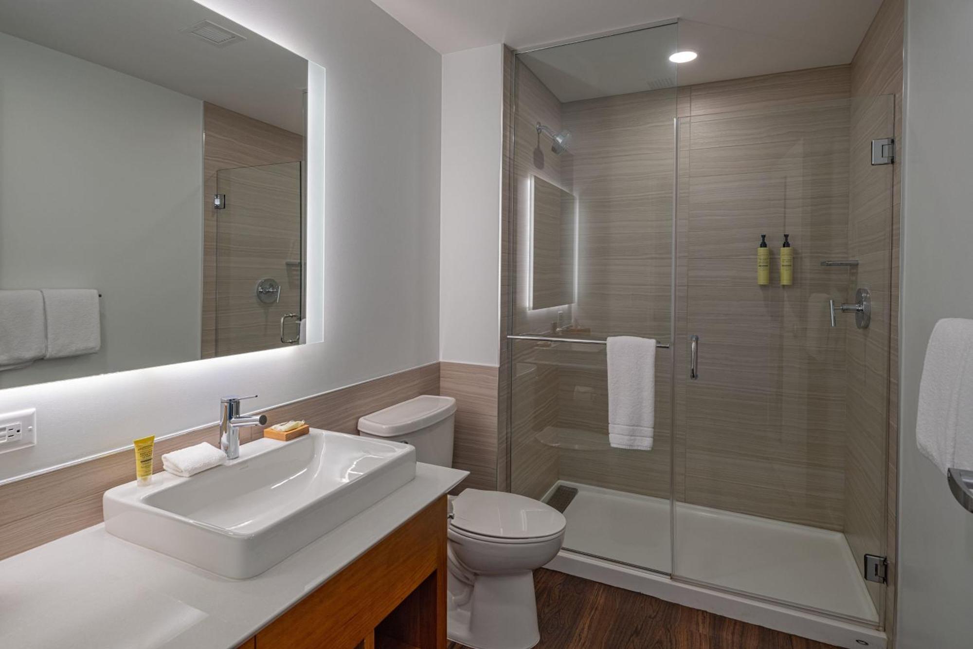 Element Colorado Springs Downtown Hotel Екстериор снимка