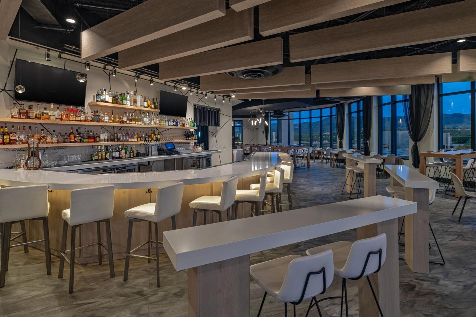 Element Colorado Springs Downtown Hotel Екстериор снимка