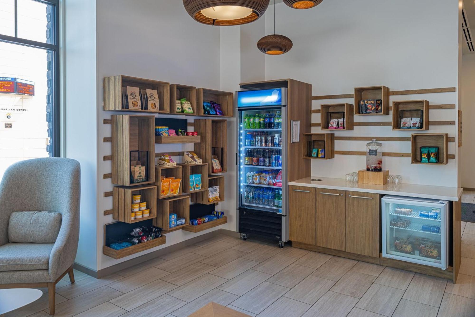 Element Colorado Springs Downtown Hotel Екстериор снимка