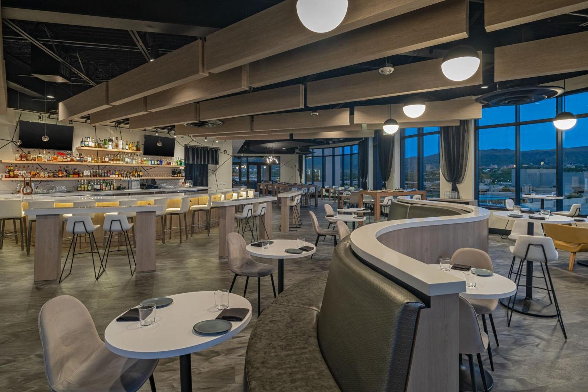 Element Colorado Springs Downtown Hotel Екстериор снимка